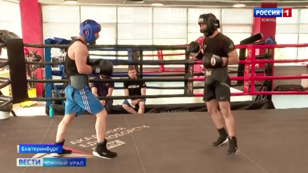 Зрелищные бои и техническое шоу увидят любители бокса в Челябинск