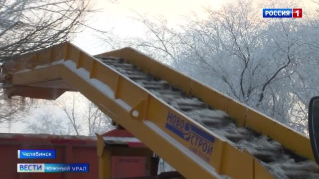 На очистку дорог Челябинска от снега вывели необычную технику