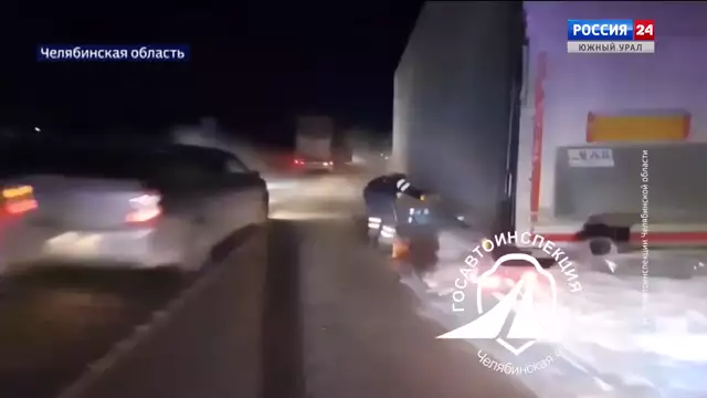 Несколько водителей застряли на трассе в Челябинской области